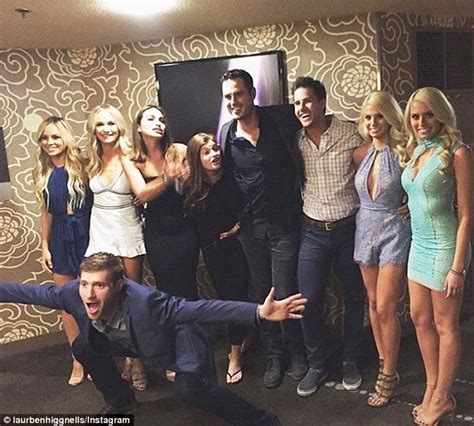 Ben Higgins And Lauren Bushnell Have Joint Bachelor And Bachelorette Bash In Vegas Daily Mail