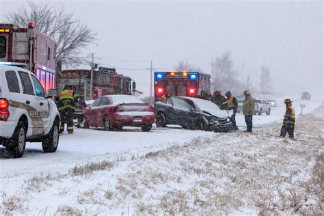 Two Injured In Snowy Crash On Highway 133 Washington County Enterprise
