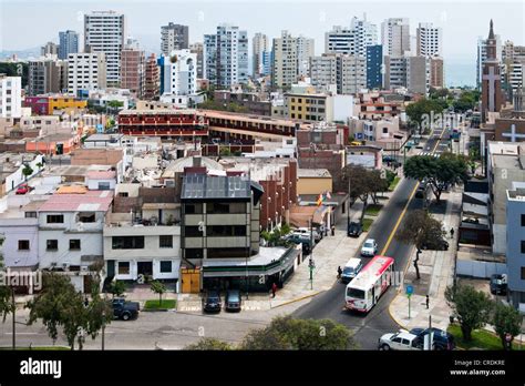 Avenida Santa Cruz Im Stadtteil Miraflores Lima Peru Südamerika