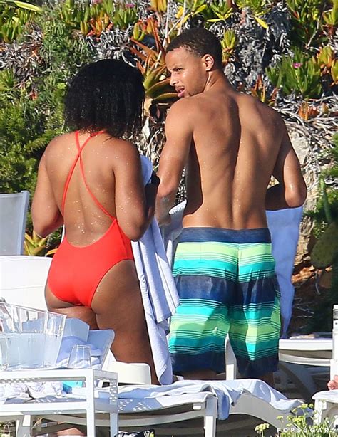 Ayesha And Stephen Curry In St Tropez July Pictures Popsugar Celebrity Photo