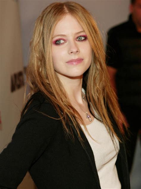 Avril Lavigne Cbs News
