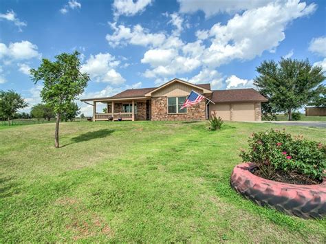 There are currently 37 land homes for sale in moore at a median listing price of $190k. Country Home Acreage, Custer : Ranch for Sale in Foss ...