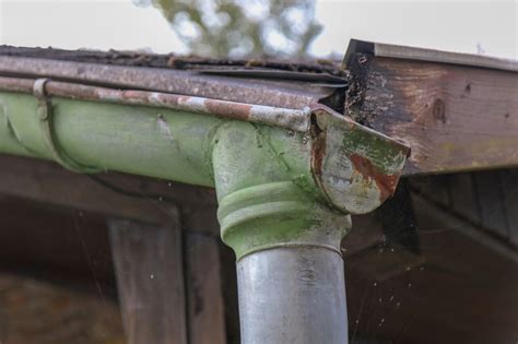 Guttering With Rust Buyers Edge Llc