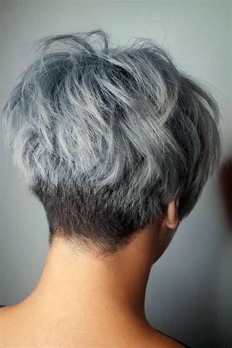 Thankfully, we can help make your decision much easier with a selection of inspiring cropped cuts. Épinglé sur Short Grey Hair