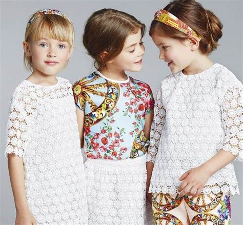 Süßes hochzeitskleid krikor jabotian kinder für mädchen 2015 crew ballkleider handgemachte blumen lange mädchen festzug kleider. Kindermode für Mädchen - Spitzenblusen - Mädchenmode ...