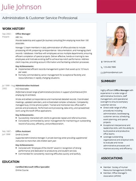 Free professional resume (cv) design template for all job seekers. CV Templates - Bayt.com