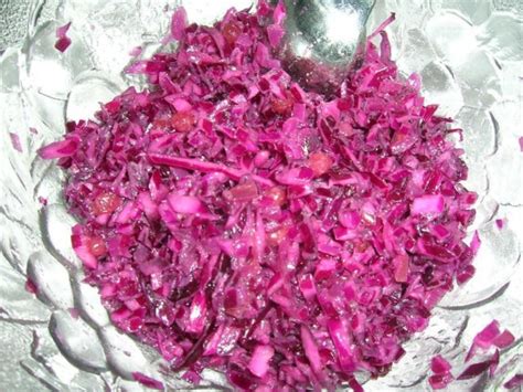 Stanis leckerer Rotkrautsalat mit Preiselbeeren
