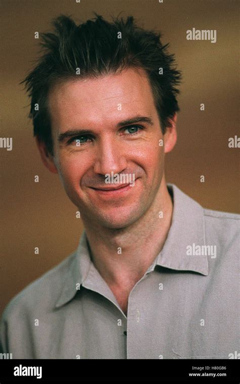 Ralph Fiennes 25 September 1999 Stock Photo Alamy