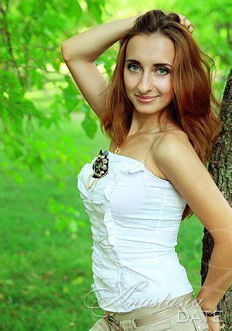 Ukrainian College Girl Elena From Nikolaev 26 Yo Hair Color Blond