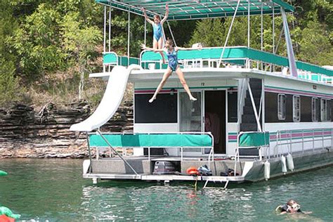 14 x 52 totally remodeled sumerset houseboat $62,500 dale hollow lake. Dale Hollow Lake Boating and Fishing