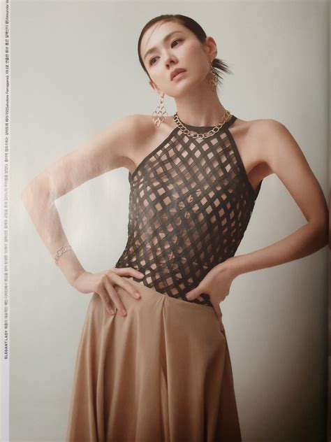Pin By Su Ann On Son Ye Jin Magazine In Fashion Women Women S Top