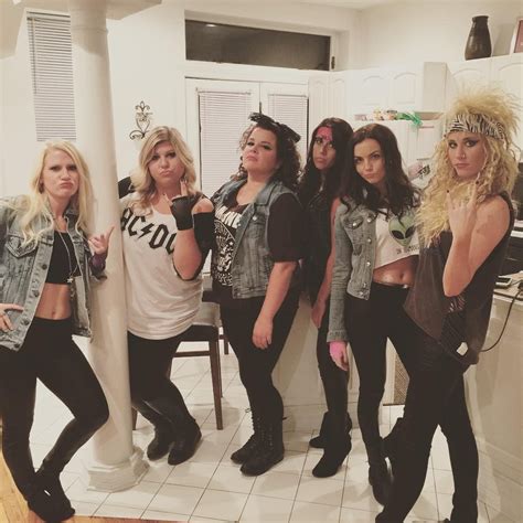 The Best Last Minute Costume Ideas For You And Your Halloween Squad Last Minute Costumes