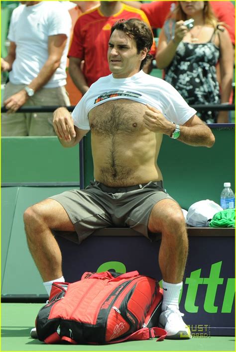 Roger Federer Goes Sony Shirtless Photo Roger Federer