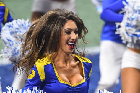 Los Angeles Rams Cheerleaders Offer 20 Discount On Hair Care Products