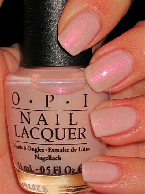 As meghan markle follows the royal dress code and steps out with a neutral manicure, the queen's favorite nail brand launches. Pin by Jazmin Romero on Nails | Nail polish, Cute nails ...