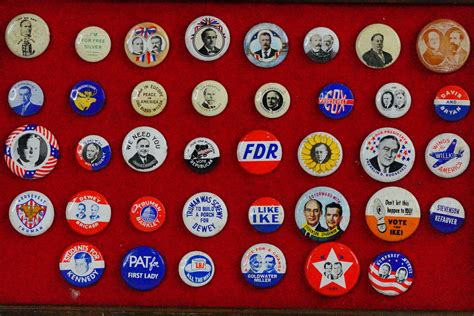 Sold Price Collection Of Vintage Presidential Campaign Pins March 6 0123 1000 Am Pst