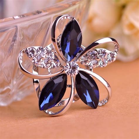 Multi Functional Crystal Flower Brooch Price Free Shipping Brooches Scarf Jewelry Pin