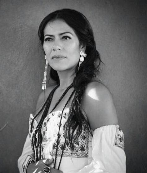 Lila Downs Sanchez Mexican American Singer Songwriter Guitarist