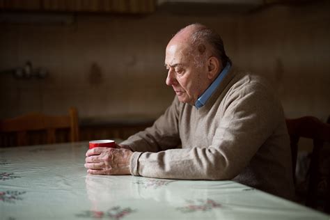 Loneliness Associated With Increased Risk Of Dementia In Older Adults