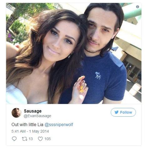 Sssniperwolf And Sausage Are A Popular Couple On Youtube Sssniperwolf