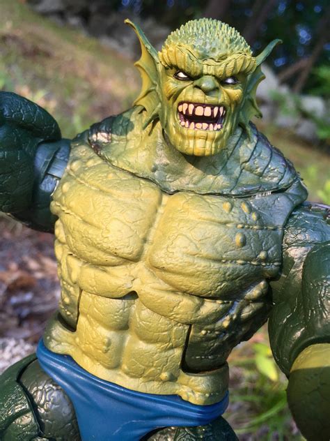 Перевод контекст abomination c английский на русский от reverso context: Marvel Legends Abomination Build-A-Figure Review & Photos ...