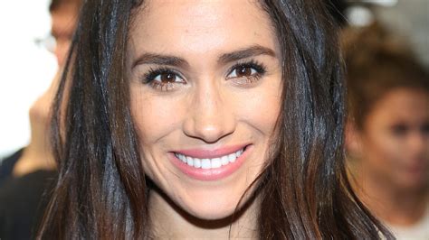 ﻿ 'what makeup meghan markle will wear on her wedding day' by vera wang's makeup artist. Meghan Markle's Favorite Products For Hair, Skin, and ...