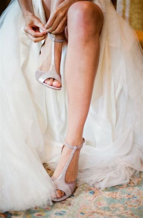 39 Getting Ready Wedding Photos Every Bride Should Have Crazyforus