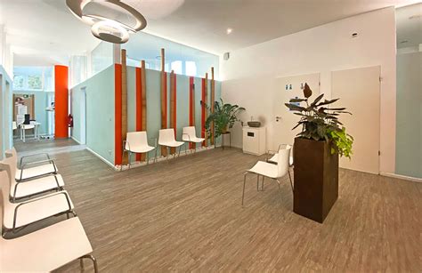 Deine neue wohnung zur miete und zum kauf findest du hier. Neurologisches Therapiezentrum Berlin-Mariendorf - Frehe ...