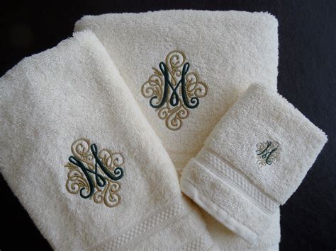 Personalized Bath Towels Monogrammed Bath Towel Set Fancy