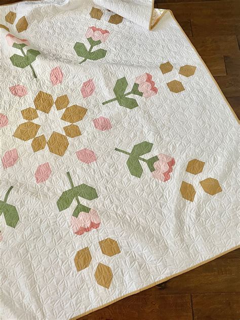 Waltz Of The Flowers Baby Heirloom Quilt Pattern Etsy