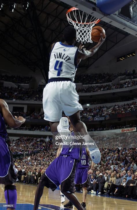 Michael Finley Of The Dallas Mavericks Goes Up For A Reverse Layup News Photo Getty Images
