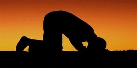 Mulai dari persiapan umroh hingga tahalul sesuai dengan panduan umroh dari rasulullah saw. Tata Cara Sujud Sahwi Sesuai Syariat Islam, Lengkap dengan ...