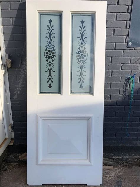 Dp008 Bespoke Etched Glass Victorian Door Traditional Front Doors