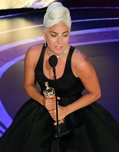 oscars 2019 lady gaga wins best original song for shallow