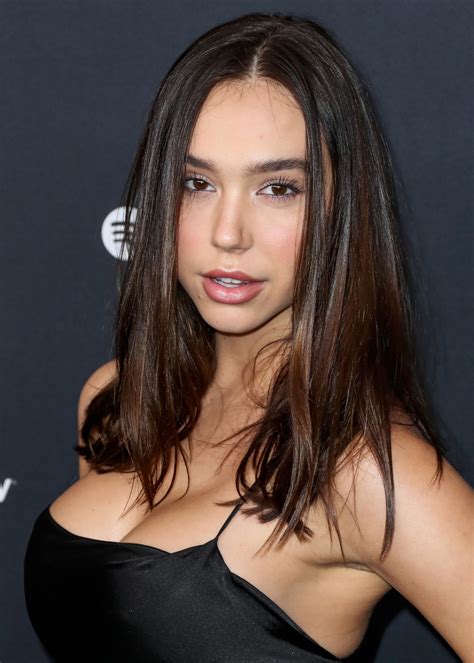 Alexis Ren Sexy Big Cleavage At Spotify Best New Artist Party In Los Angeles