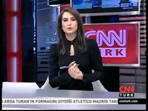 Cnn türk spikeri gözde atasoy i̇stanbul'da meydana gelen şiddetli depreme canlı yayında yakalandı. CNN Türk Muhabiri Ahu Özyurt, 13 Aralık 2011'de Gaziantep ...