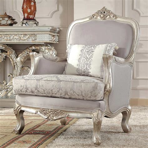 The traditional sectional sofa you buy today will still work for your space years from now! Classic Fabric Sofa collection in Metallic Finish HD 662 | Traditional Sofas
