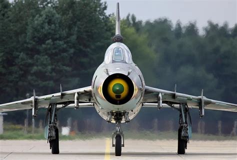 Sukhoi Su 22 Fitter