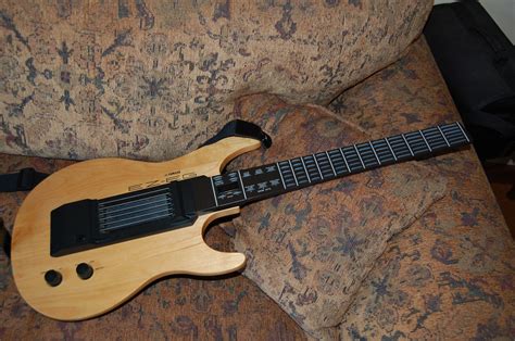 MATRIXSYNTH: Yamaha EZ-EG EZEG Digital MIDI Guitar Synthesizer