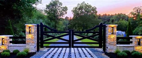 Farmhouse Style Aluminum Gates Aberdeen Gate Ranch Entrance Ideas
