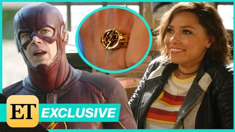 ‘the Flash Season 5 First Look At Barrys Ring Noras Secrets And Chris Klein As Big Bad Cicada
