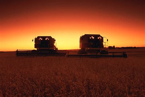 Harvest Operations Begin In Sask Hay Progress Seen Good