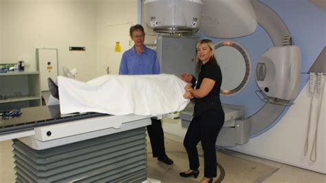 New Linac Linear Accelerator Machine Enhances Treatment At Geelongs