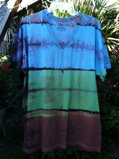 Mens Large Multicolor Shibori Landscape Tie Dye T Shirt Vneck