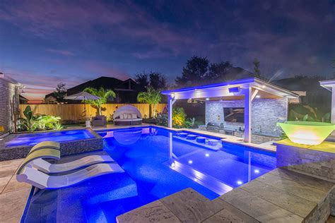 Geometric Pool Designs By Cody Pools Austin Houston And San Antonio
