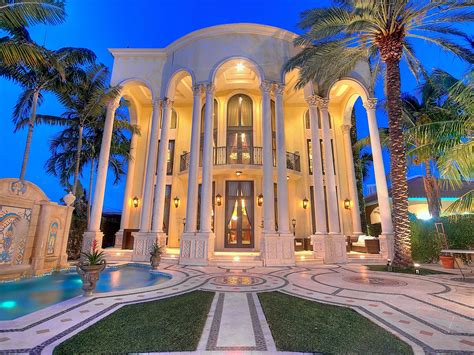 The Versace Mansion Sells For A Price Lower Than Expected Mansions