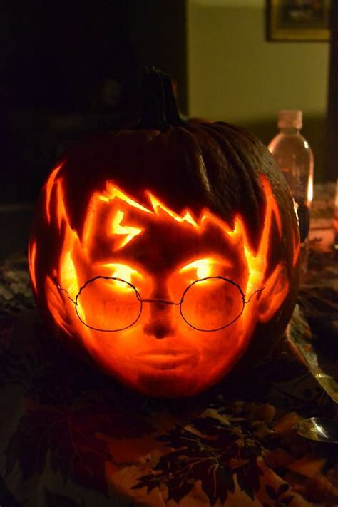 Here's another one of harry, though this one is much harder. 47 Awesome Movie Pumpkin Decor And Carving Ideas - DigsDigs