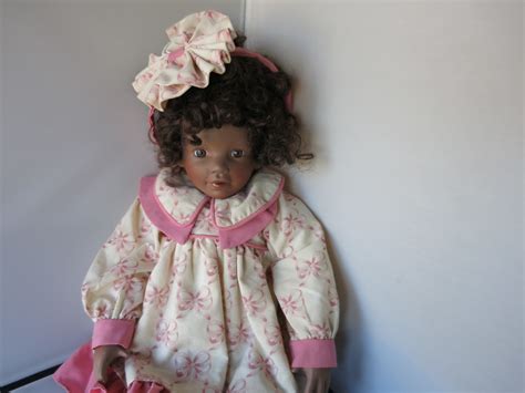World Gallery Dolls Linze Porcelain Doll Lc 14 By Laura Cobabe
