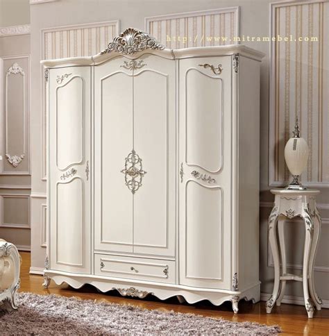 Gunakan kain bekas untuk membuat tampal bagi pakaian yang ingin digantung. Lemari Pakaian Terbaru Cat Duco merupakan produk furniture ...