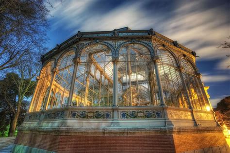 The crystal palace was a cast iron and plate glass structure, originally built in hyde park, london, to house the great exhibition of 1851. Spectacular Architecture in Spain [17 HDR Photos ...